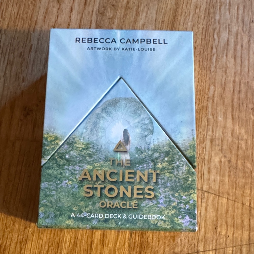 The Ancient Stones Oracle Deck - Blue and Gold